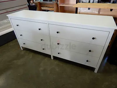 White 6-Drawer Dresser
