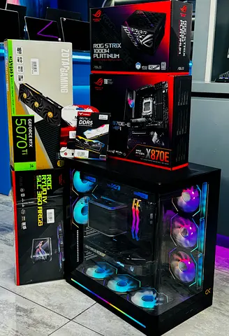 AMD Ryzen 9 9950X3D 32GB DDR5 6000MHz (16GB x 2)1TBSSD/512GBSSD/RTX 5070 TI 16 GB