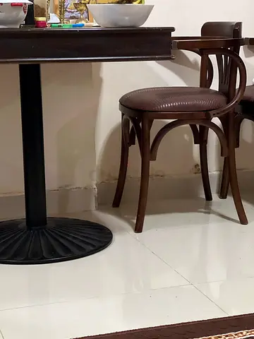 Square Dining Table with 4 Stylish Chairs