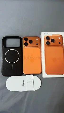 Apple iPhone 17 Pro 1 tbwith Accessories