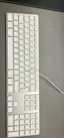 Apple Wired Keyboard