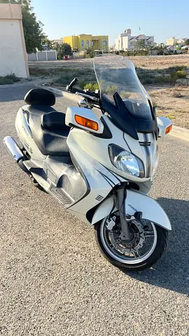 Suzuki Skywave 650 - model 2011