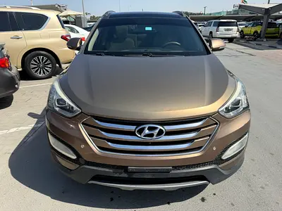 Hyundai Santafea 2015 brown color fullopshin GCc calen acr