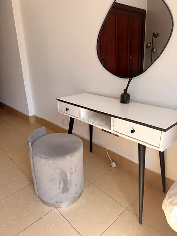 Dress table with chair