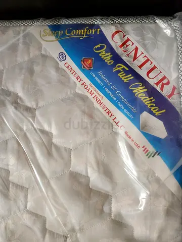 Immediate sale queen size mattress looks new