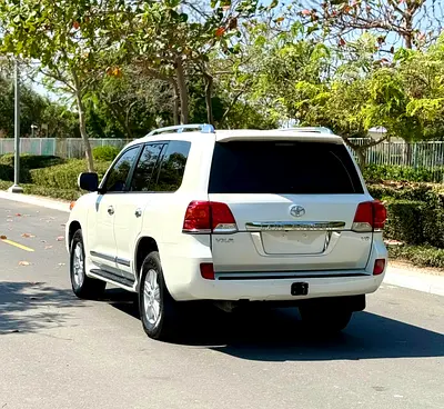 صورة مصغرة 6 لـ 2014 Toyota LAND CRUISER