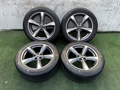 Original Ford Mustang 18” rims and tyres
