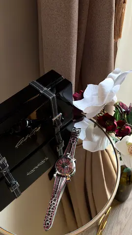 Gagà Milano Watch With Croc Strap