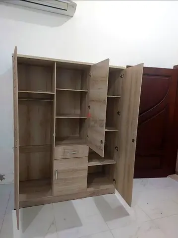 Stylish Wooden Wardrobe with Shelves