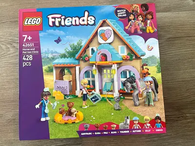 BARGAIN BRAND NEW LEGO 42651 FRIENDS HORSE AND PET VET CLINIC