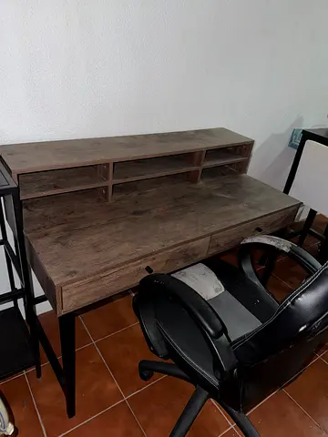 Stylish Wooden Study Table