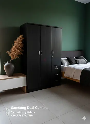 Brand new 3door cabinet cupboard available
