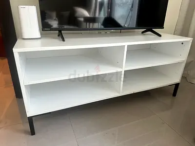 Modern White TV Unit 120cm – Excellent Condition