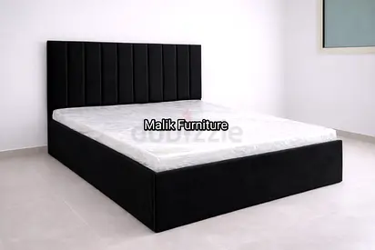 Brand new Queen size bed storage bed family bed queen bed nd medical mattress