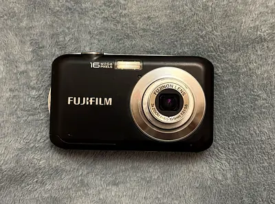 Fujifilm FinePix JV250  camera