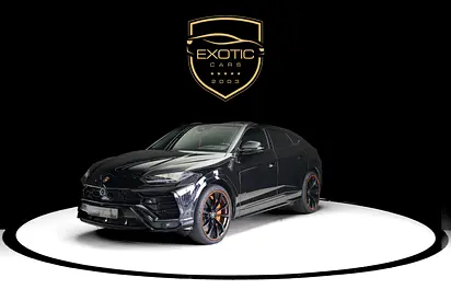 URUS CAPSULE | PANORAMIC ROOF | BANG  OLUFSEN SOUND | TWO TONE INTERIOR | WARRANTY AVAILABLE