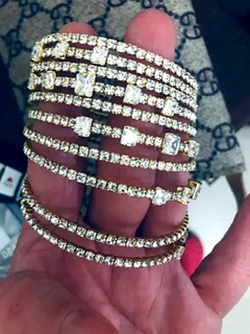 Sparkling spiral Bracelet