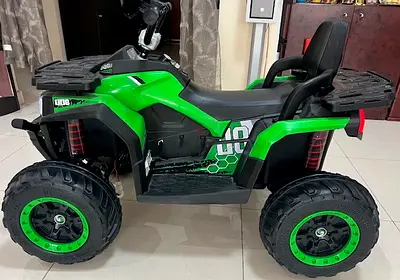 Battery operated Jeep with remote