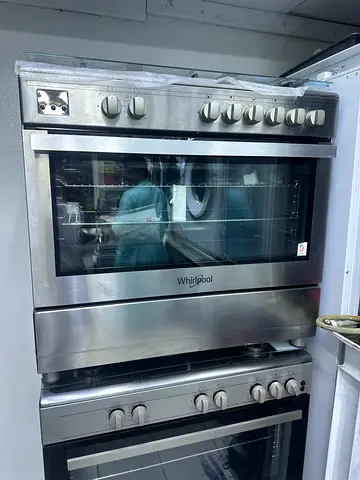 Whirlpool 5 burner gas cooker brand new