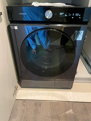 Samsung combo washer dryer perfect working washer capacity 11.5 kg dryer capacity 8 kg free delivery