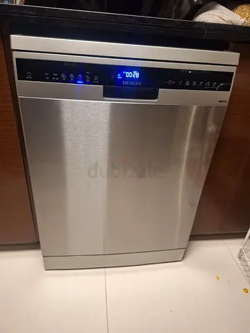 Siemens Iq500 Dishwasher Latest model Three Racks Freestanding
