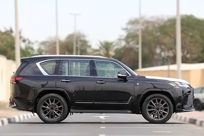 صورة 4 لـ 2026 Lexus LX-SERIES