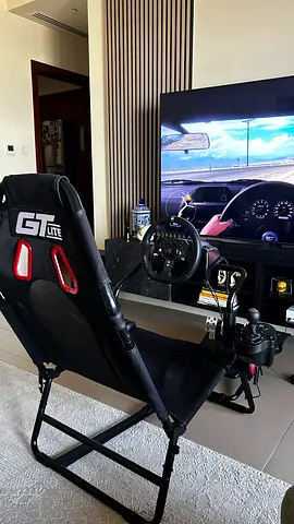 Racing simulator setup - Logitech wheel and seat