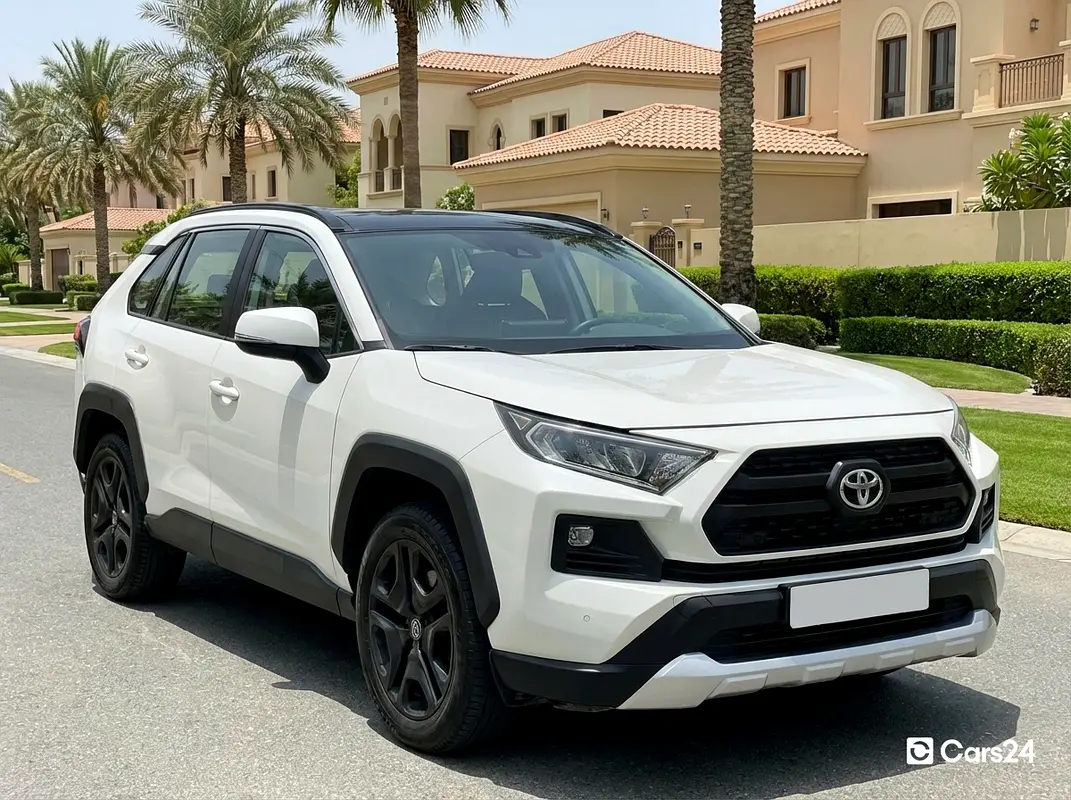Toyota Rav 4 2024 — photo 1 of 13