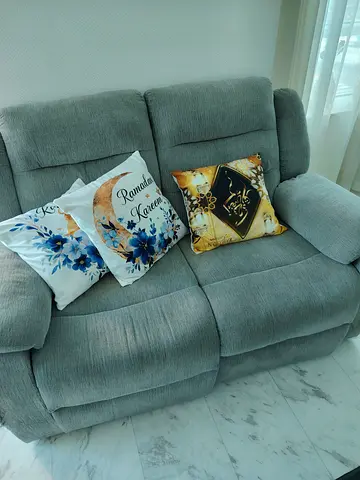 Comfortable Recliner Chair in Burgundy and grey