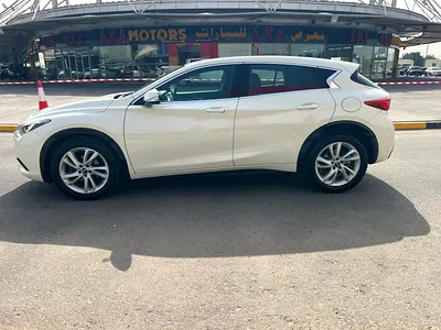 2019 Infiniti Q30 照片 4