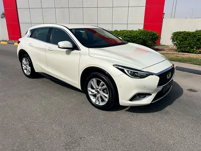 2019 Infiniti Q30 照片 3