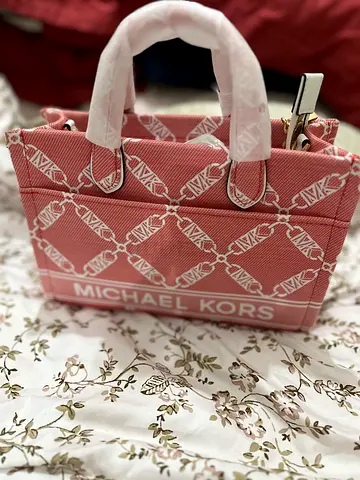 Michal Kors Mini Bag with strrap Brand New Made in Indonesia