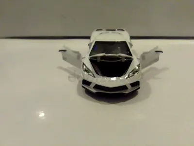 White metal toy car 1:24 scale metal model with light and sound