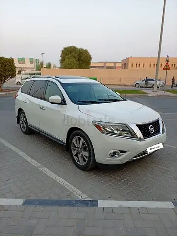 Nissan Pathfinder 2015 Automatic – Powerful  Family SUV