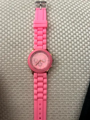 Stylish Pink Silicone Strap Watch