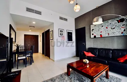 Fully Furnished Executive Room Modern And Peaceful Environment Available Now!