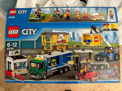 60169 Lego city cargo terminal