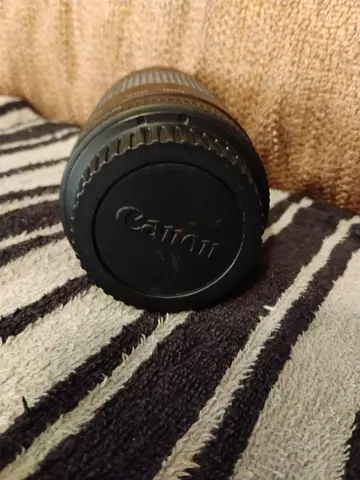 Canon EF 75-300mm f/4-5.6 III