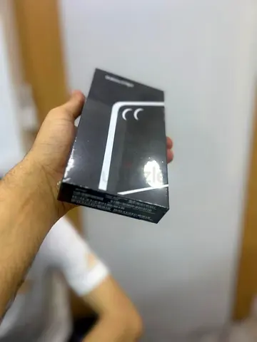 Samsung Galaxy ZFlip 7 512 GB Fresh Stock Box Packed New