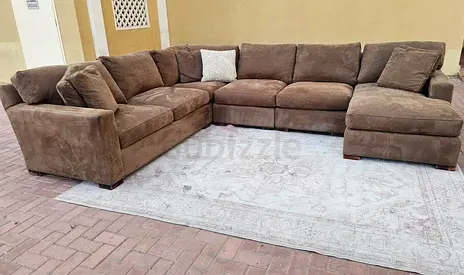Excellent Condition Crate Barral Sofa u Shape