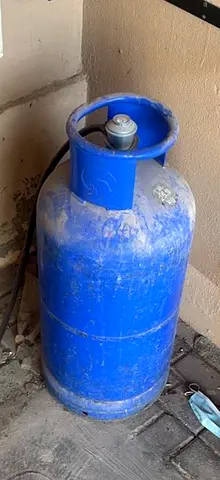 Gas cylinder with regulator 50 Lbs large