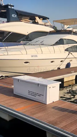 Large Outdoor Storage Dock Box with Hydraulic Lid Support, White, Heavy-Duty Marine Grade