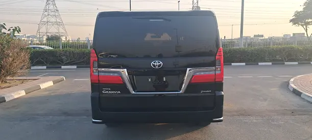 Toyota Granvia Premium, миниатюра 4