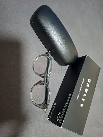 Eyeglasses frames ( OAKLEY PITCHMAN R 0X8105)