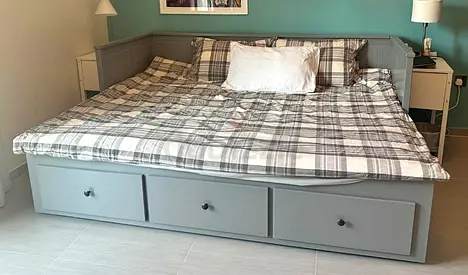 Ikea Day bed with two mettreses