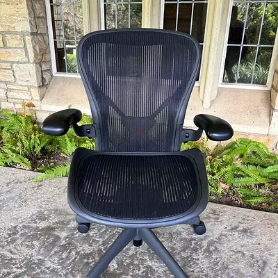 Herman Miller Aeron Chair Size B Fully Loaded Posture Fit