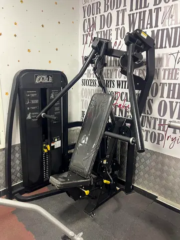 Cybex Eagle Chest Press AED 5000