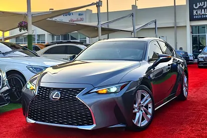 ليكزس is300 2024 خليجي صبغ وكالة ومالك أول وسعر عرض ممتاز