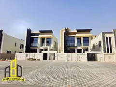 Villa for sale, ready to move in, in a very prime location with a very large setback, close to all e