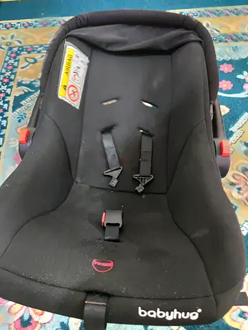 Car seat ,carry cot new born to 1 year